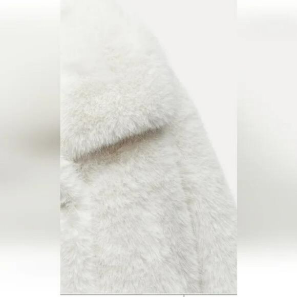 ZARA SHORT FAUX FUR JACKET ZW COLLECTION - Picture 4 of 10